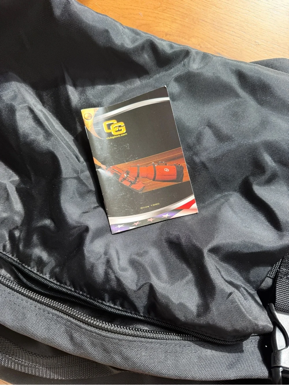 CLUB GLOVE TOUR TRAVELER